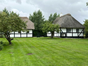 Find Peace In Charming Home Close To Nature